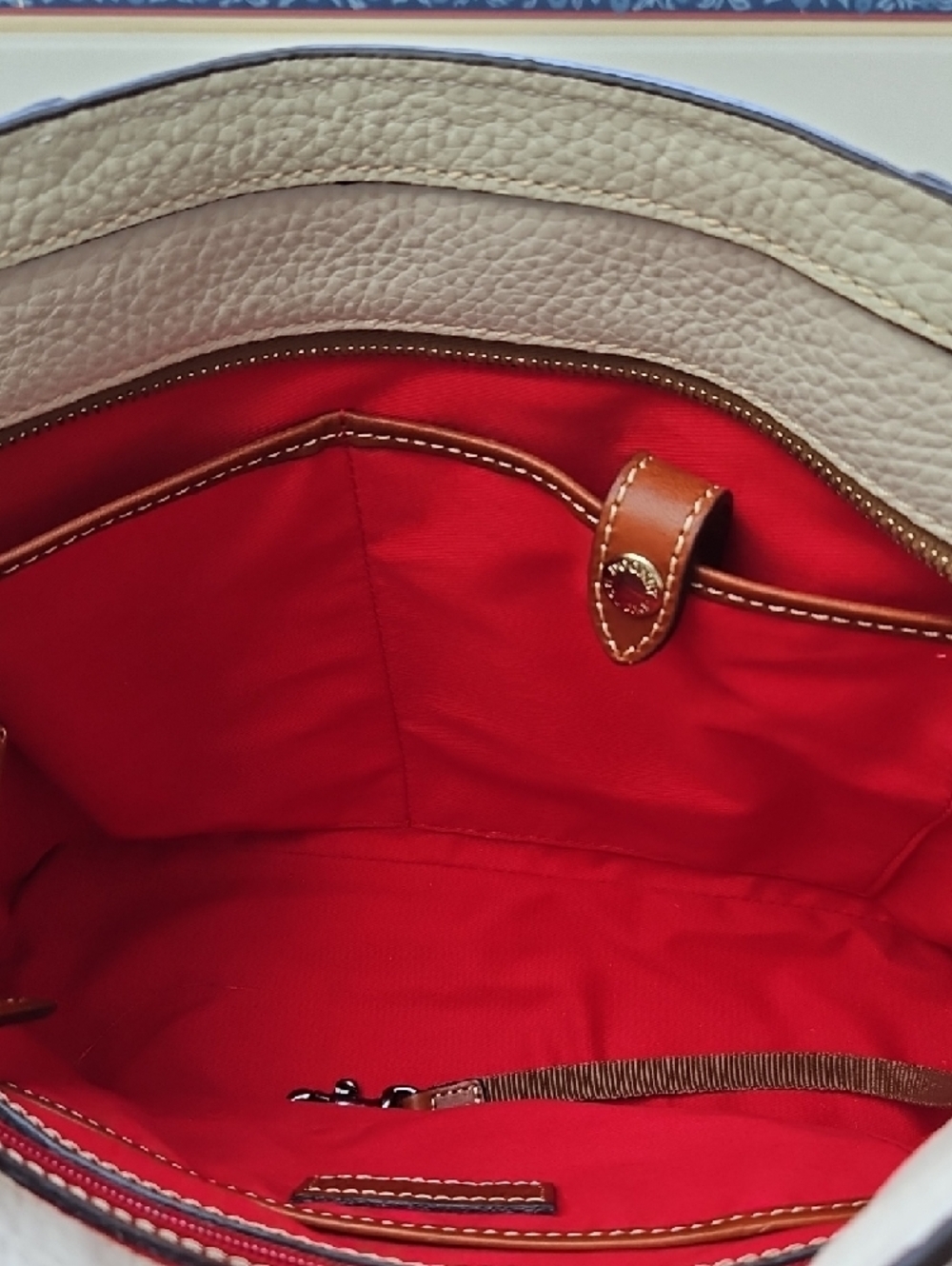 Dooney & Bourke Bone Pebble Leather Small Lexington Shoulder Bag - Picture 7 of 16